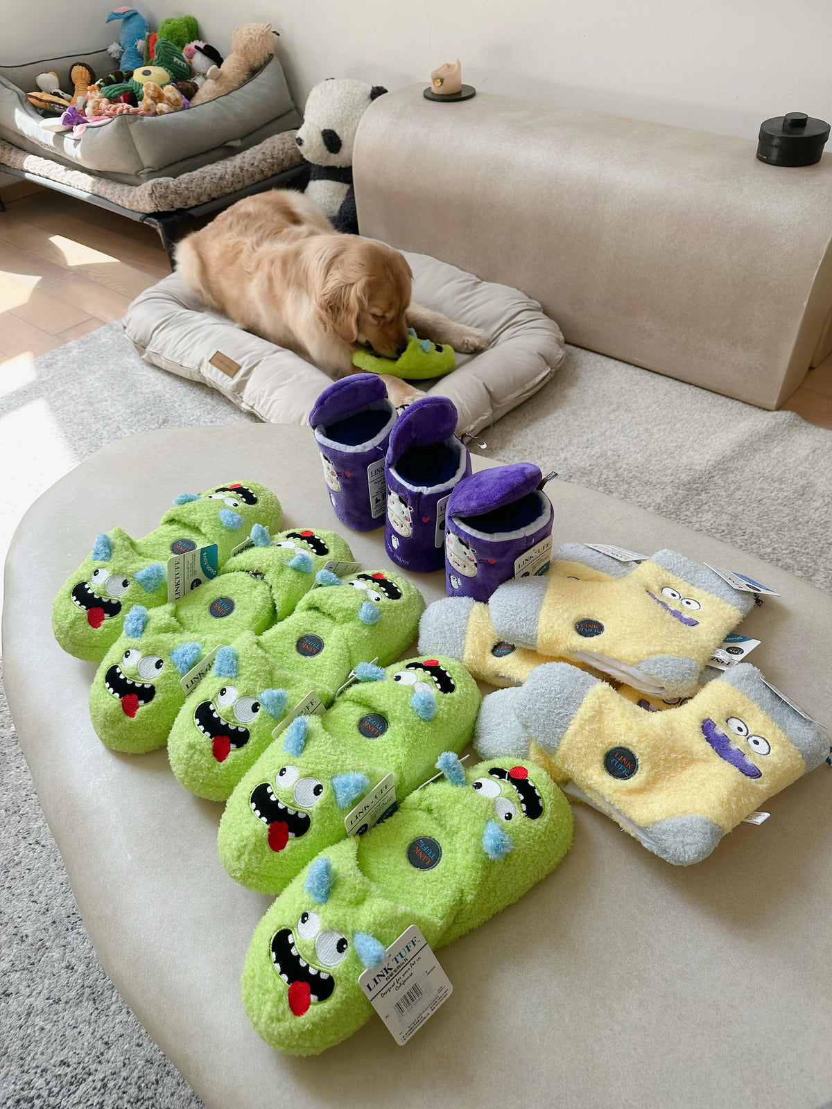 MONSTER SLIPPER