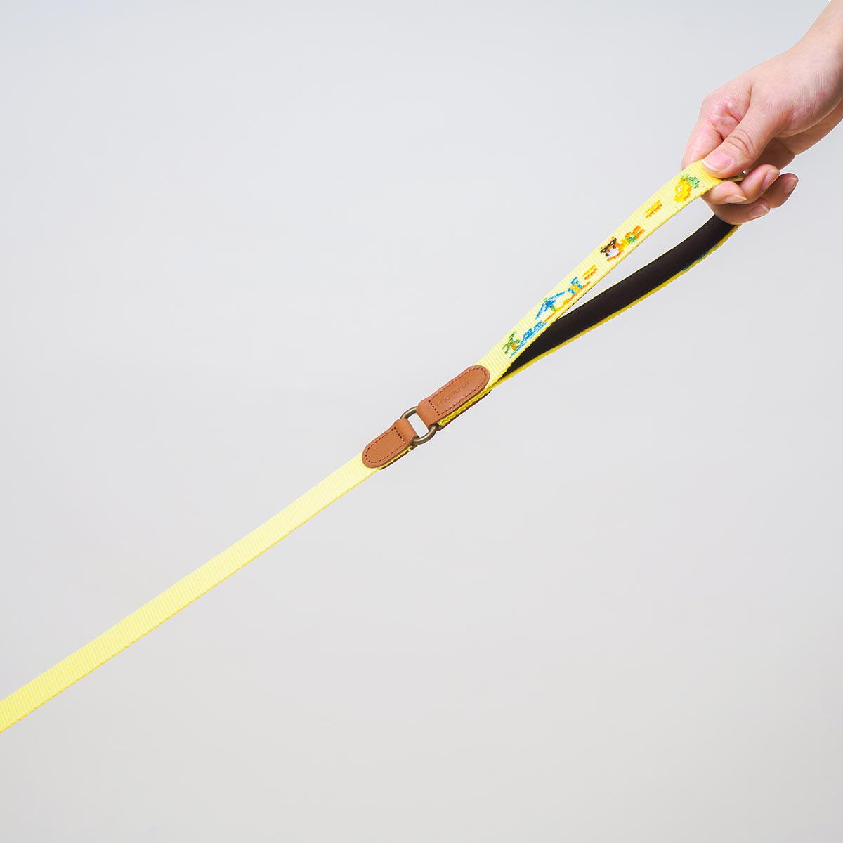 ADVENTURE LEASH | Vacance