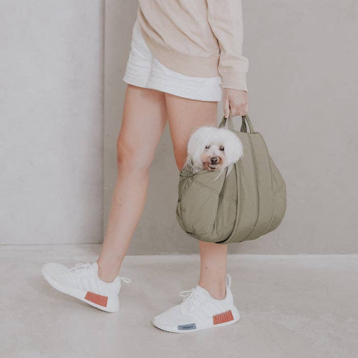 Lambwolf Collective - OLLA | Petite Pet Carrycot