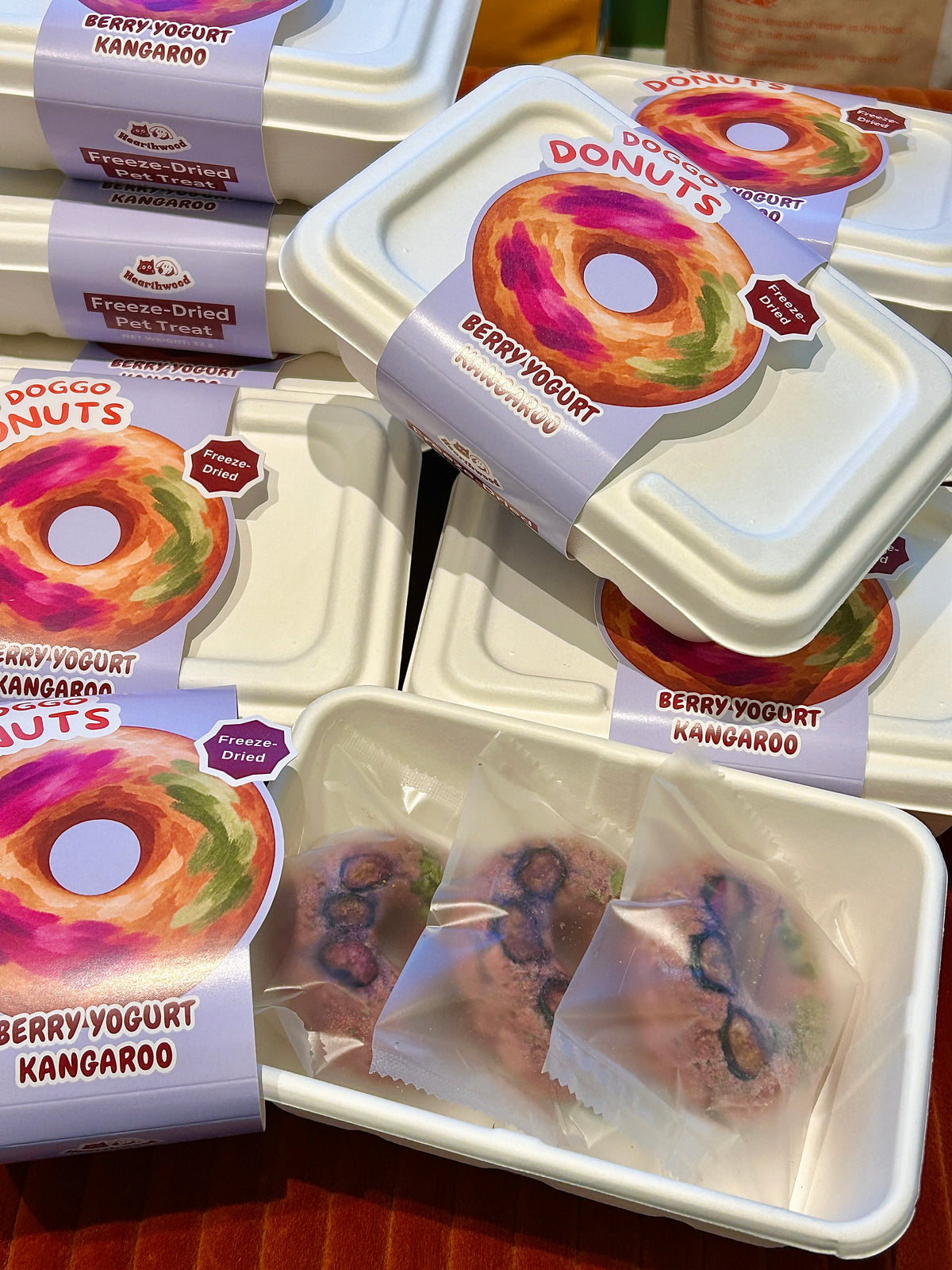 DOGGO DONUTS | Berry Yogurt Kangaroo