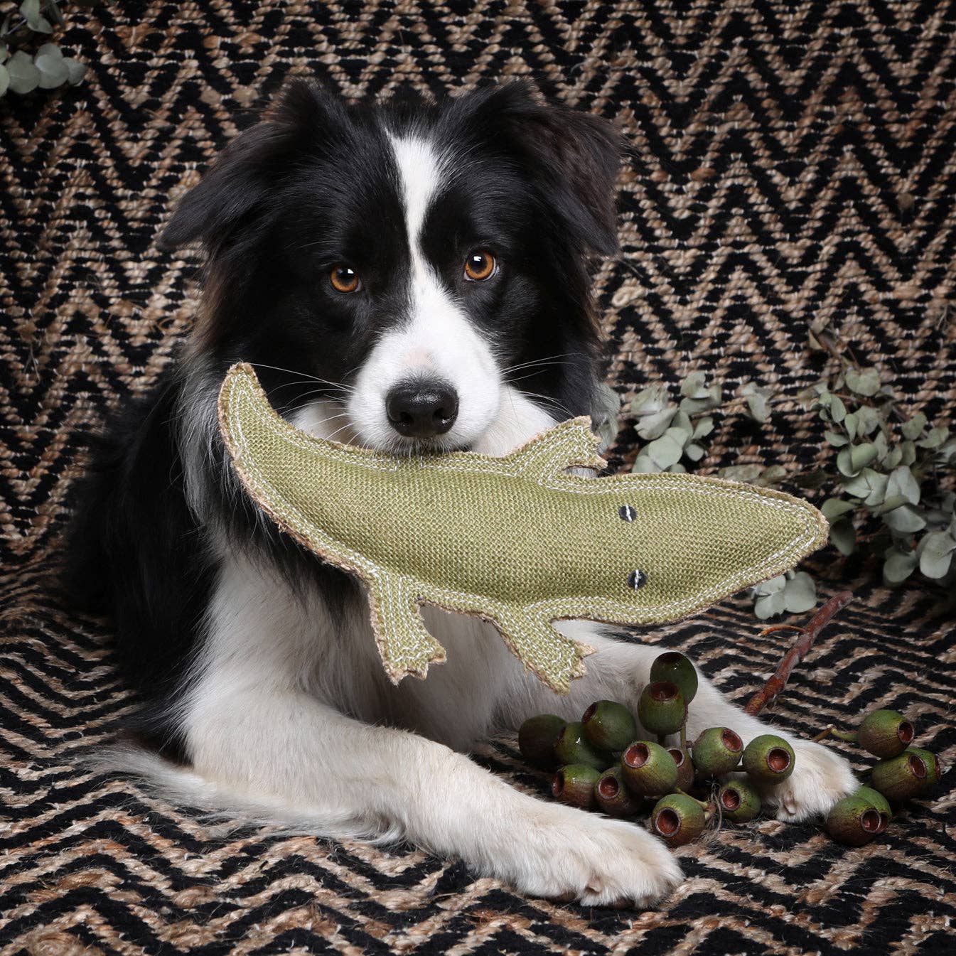 SUEDE ANIMAL DOG TOY | Crocodile